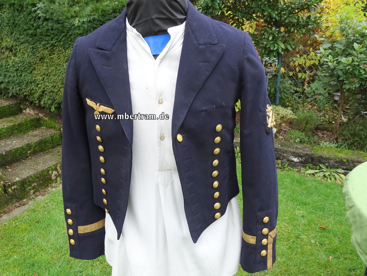 2385-15a0d81e2e081a KM dunkelblaue Paradejacke, Feuerwerkersmaat, um 1937.