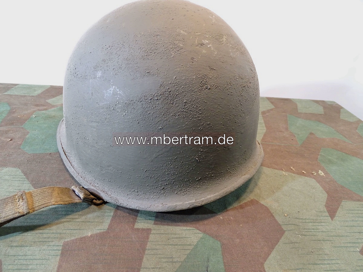 21018-3 US Stahlhelm Modell 2. Weltkrieg Modell 1944. Guter Zustand, MEDIUM