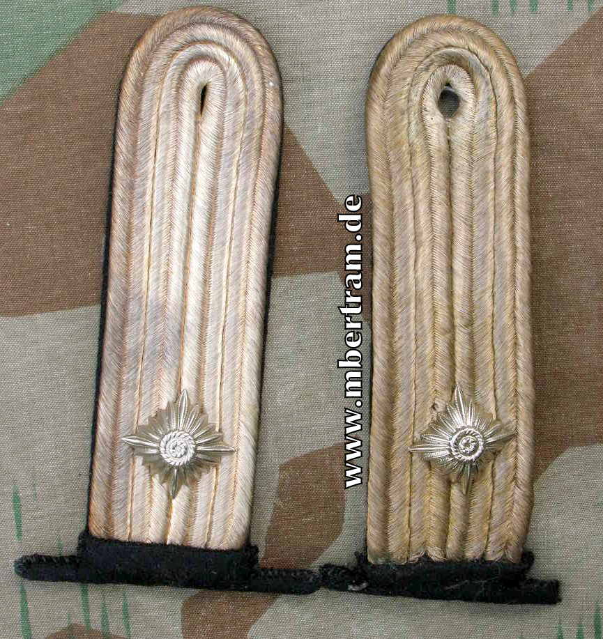 Kriegsmarine Paar Schulterklappen Oberltn. Pioniere, mit Steg