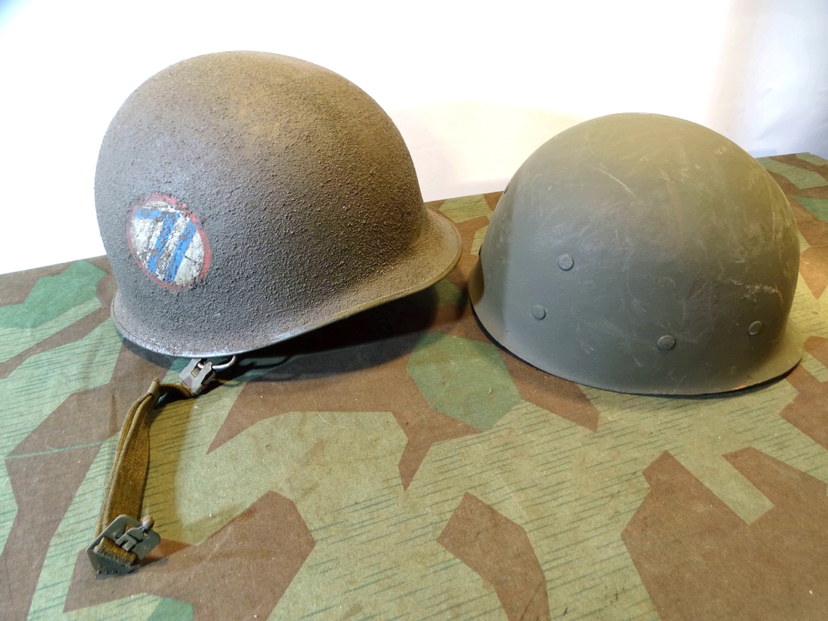 US Stahlhelm 2. Weltkrieg Modell  1944. "71st Infantry Division" neu lackiert. 