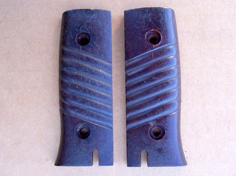 Griffschalen / Grippanels Wehrmacht K 98 Bajonett
