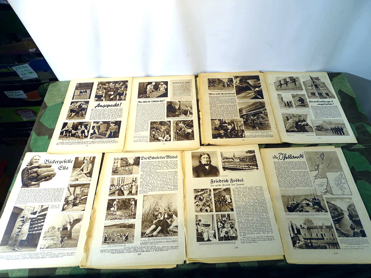 12 Hefte "Hilf Mit" Illustrierte deutsche Schülerzeitung. Ganzer Jahrgang 1940 12 Hefte "Hilf Mit" Illustrierte deutsche Schülerzeitung. Ganzer Jahrgang 1940