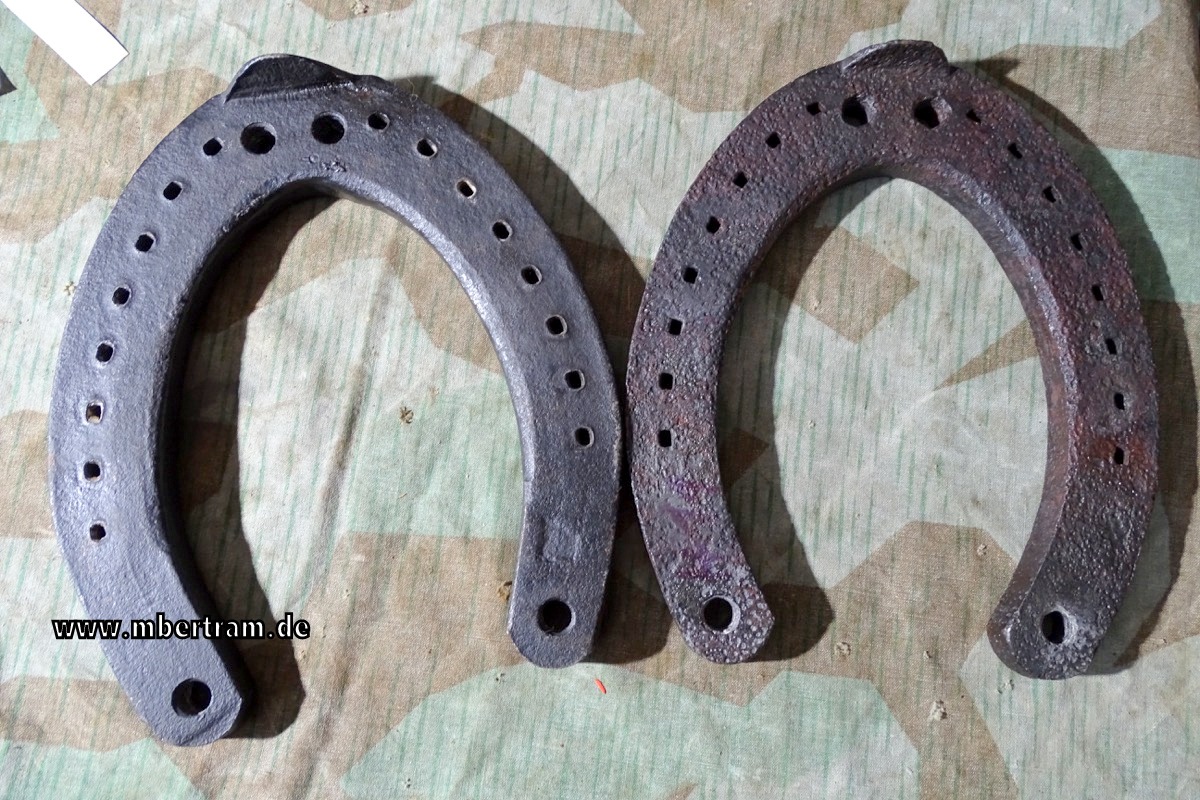 Wehrmacht Paar Kavallerie Hufeisen Gr. H 11, schwacher Stempel  "AH 1943"