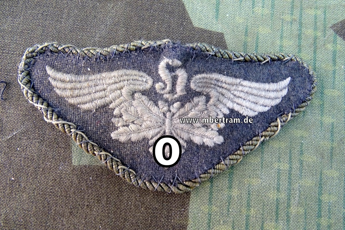 Luftwaffe Ärmelabzeichen für einen geprüften Horcher der Flak mit goldener Borte
