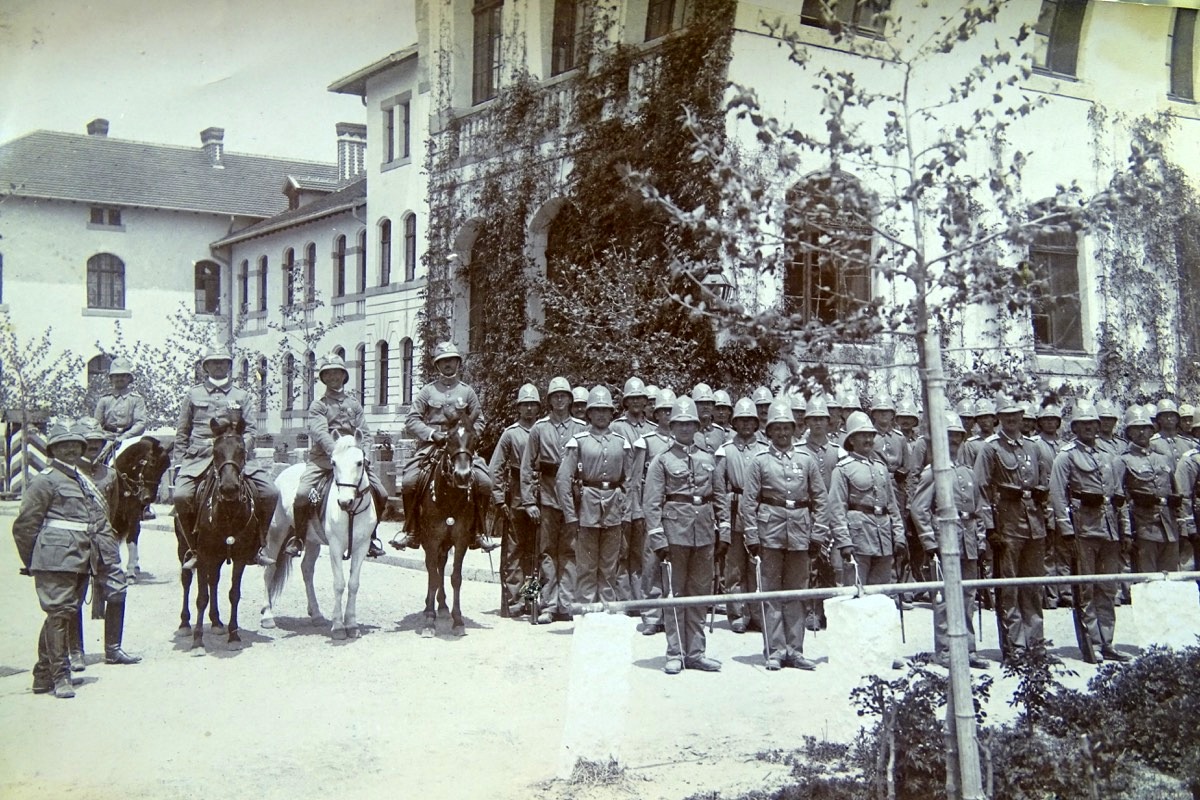 17797-31 Foto Nachlass eines ehem. Angehörigen der kaiserlichen Kolonialtruppe Tsingtau