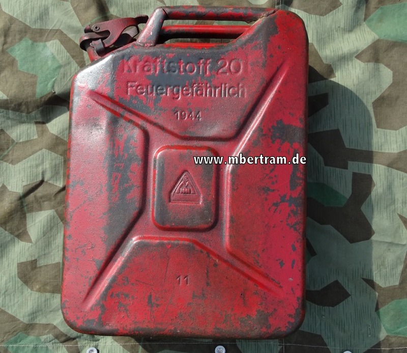 Benzin Kanister," Kraftstoff Feuergefährlich ,1944, Wehrmacht." , rot/ blaugrau