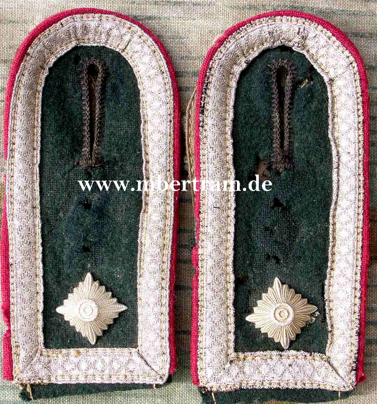 Paar Schulterklappen Feldwebel Nebeltruppe , Wehrmacht