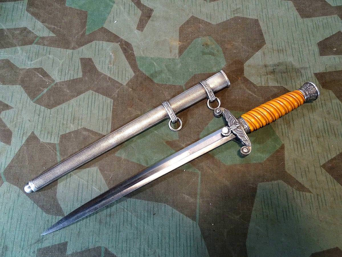 Heeres Offiziersdolch Original Eickhorn, Solingen, rotgelbe Griffhülse