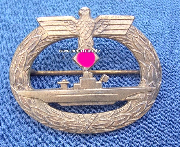 U-Boot Kriegsabzeichen Herst."fo" Friedrich Orth