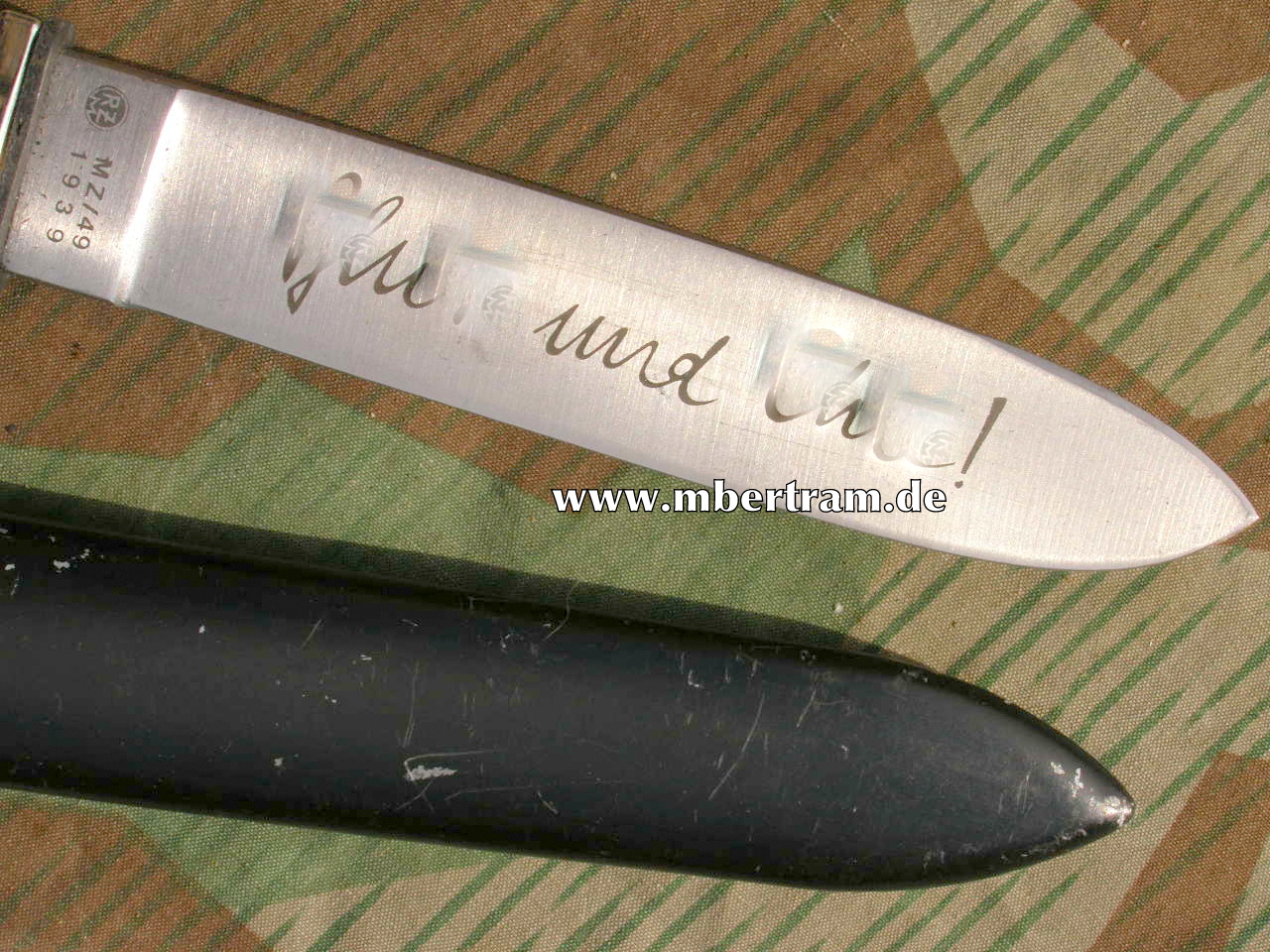 Replik, HJ Dolch / Fahrtenmesser, mit Devise " Blut und Ehre "