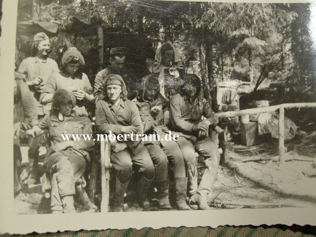 85 Fotos Russland. 1942/1943 Selbstf.Haubitze, Pz.Vern.Abz.