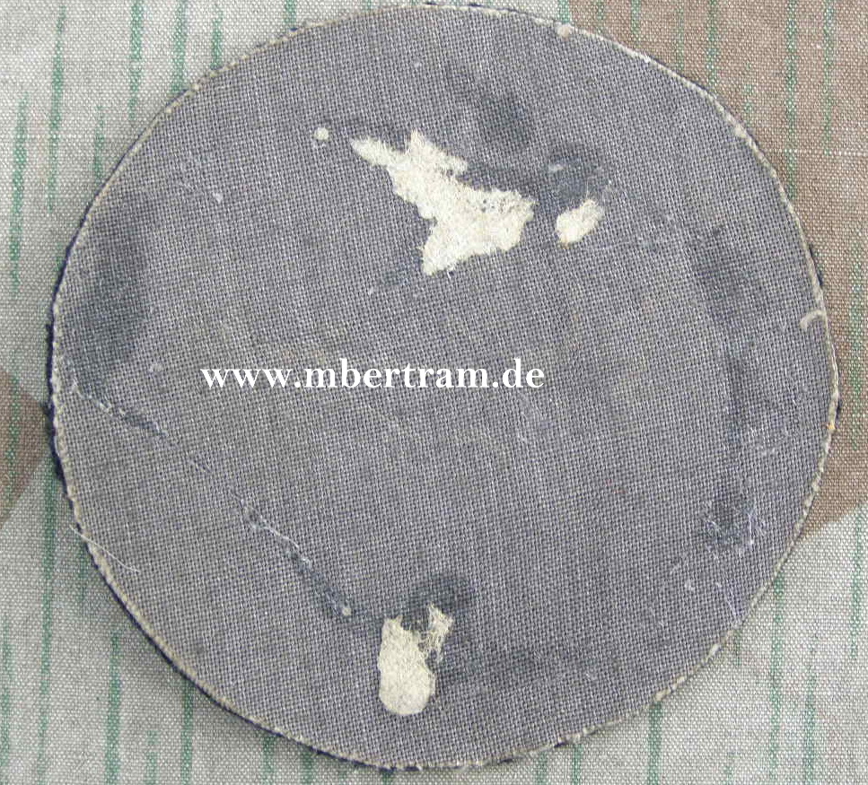 Frühe Replik: Bewührungsabzeichen für Kleinkampfmittel