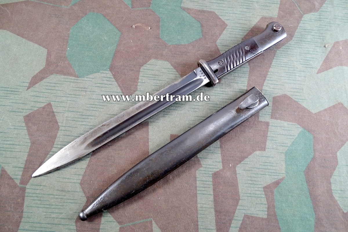 Standart Seitengewehr SG 84/98 zum 2. WK- K 98 Karabiner, Bakelit Griffschalen