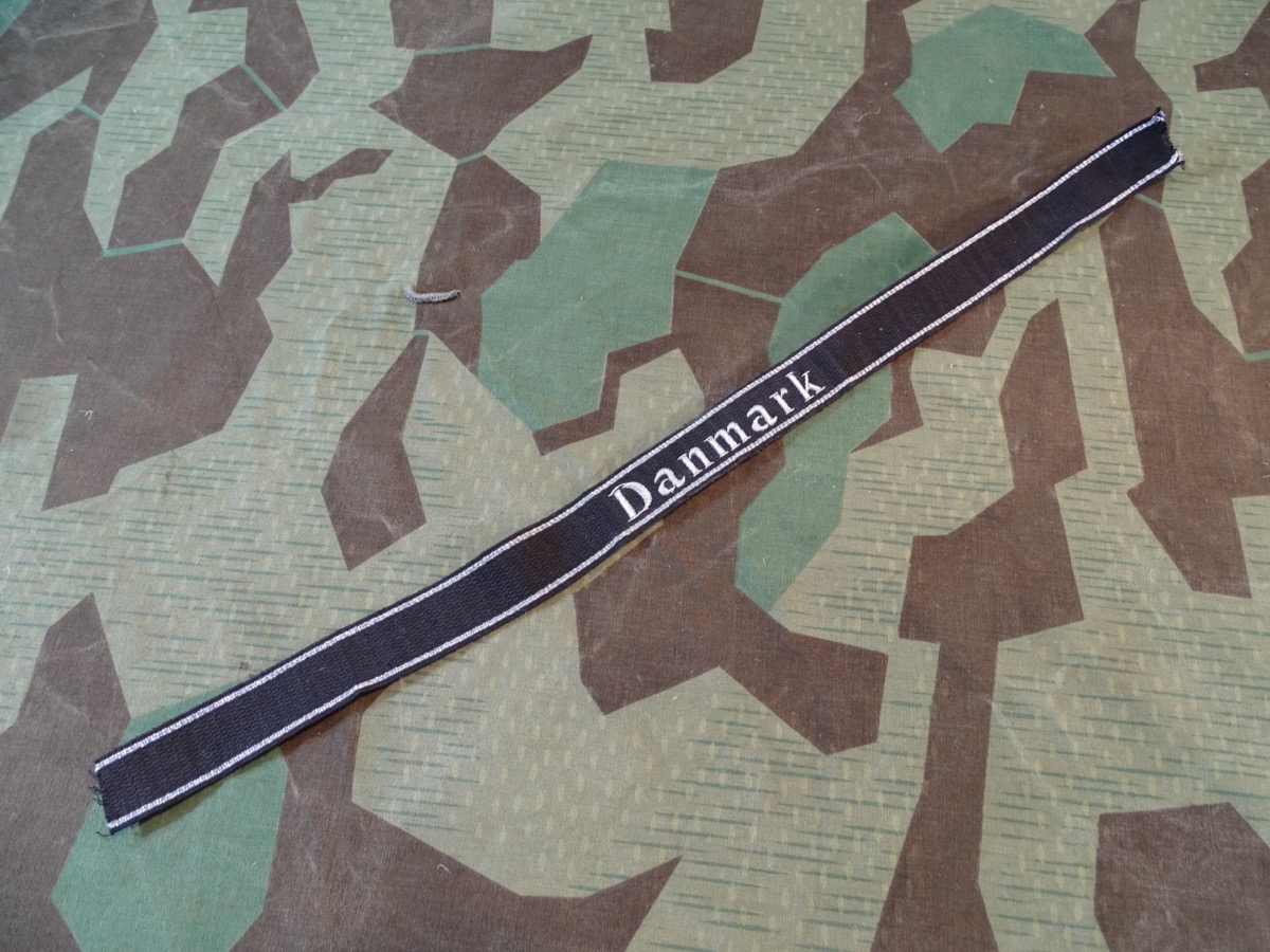 Replik:  Ärmelband Offizier SS Danmark, gestickte RZM Version