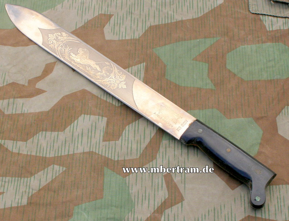 Machete, dt. Hst.: " Fa. A. Held Bremen- No.66H" mit Ätzung