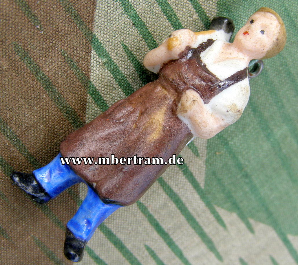 WHW, März 1939. Farbige Porzellanfigur: Schmied