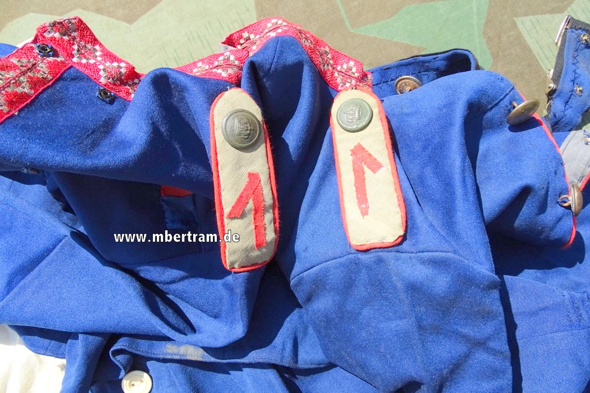 Kinder Uniform, preussisches, blaues Uniformtuch, Preussische Uniformknöpfe.