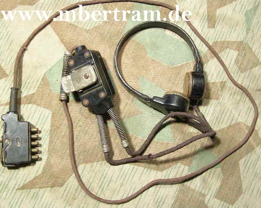 Heer/ Waffen SS/ LW Felddivision: Panzer/ Kehlkopfmikrofon