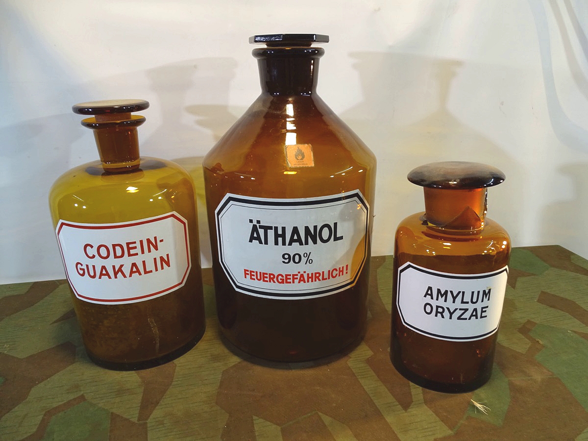 3 große Apothekergefäße, gut nutzbar für Lazarett Display, ca. 5 Kg