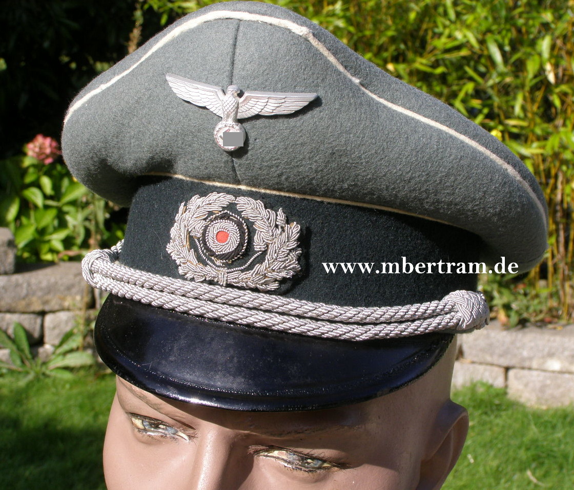 Wehrmacht Offiziers Schirmmütze Infanterie, Effektiert