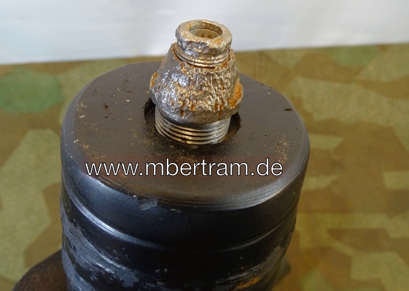 10389-8OsGfy9poc0S7W Wehrmacht Deko Sturmgeschütz Panzer Granate 7,5cm KWK 40 mit Hülse u Bodenschraube u Zündschraube