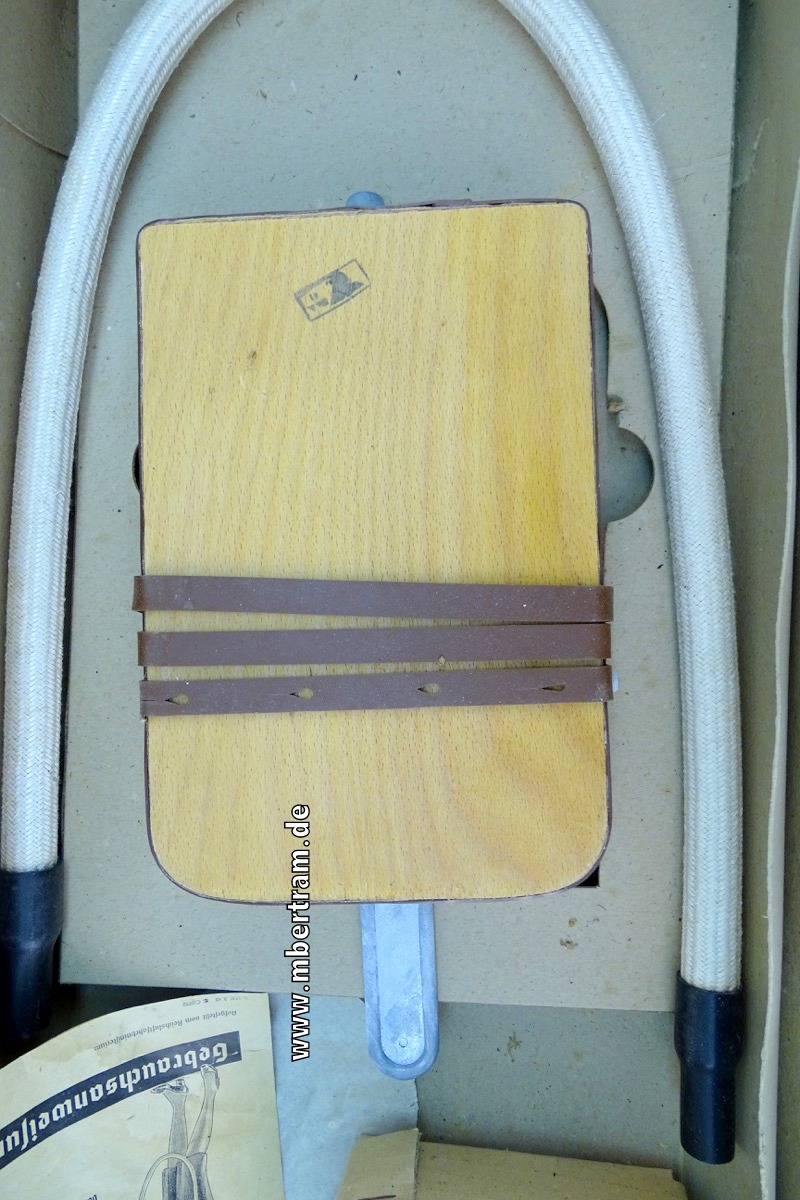13511-135a7aecfa9d422 Komplettes Luftschutz Gasbettchen in Originalkarton mit Zubehör