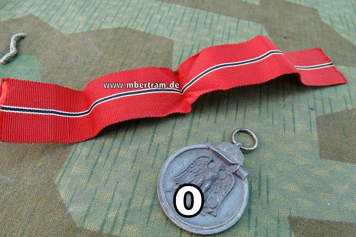 Medaille Winterschlacht im Osten,  Feinzink, am Band, Hersteller 60