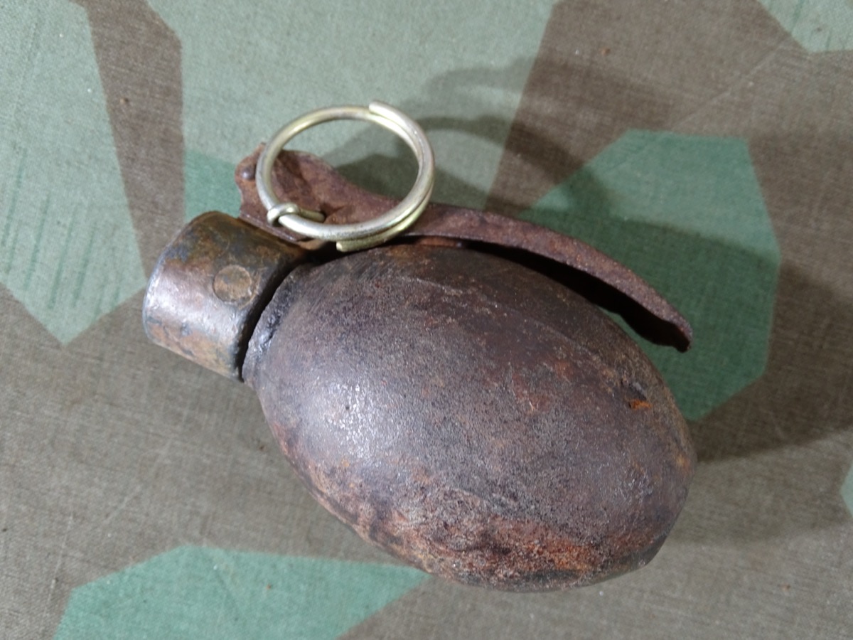 Deko B 1 Handgranate 2. Weltkrieg, mit ( französischem ) ATS 2  Zünder