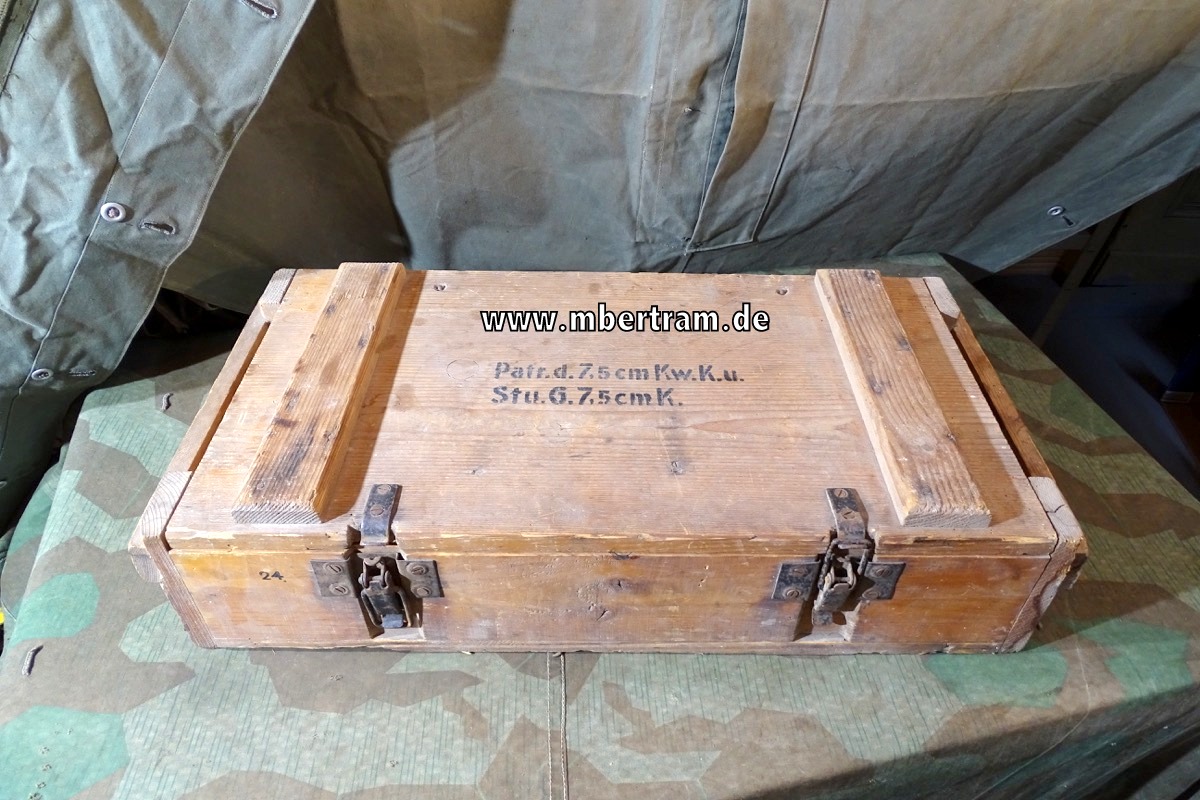 Munitionskiste Panzermunition " Patr.d 7,5cm KwK u Stu.G. 7,5 K. "