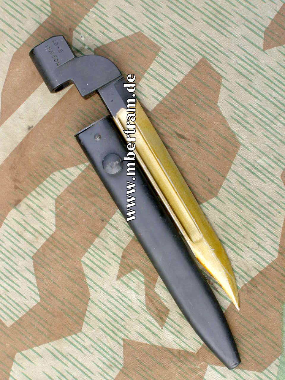 Britisches Navy Bajonett Nr. 9 MK I, mit Scheide
