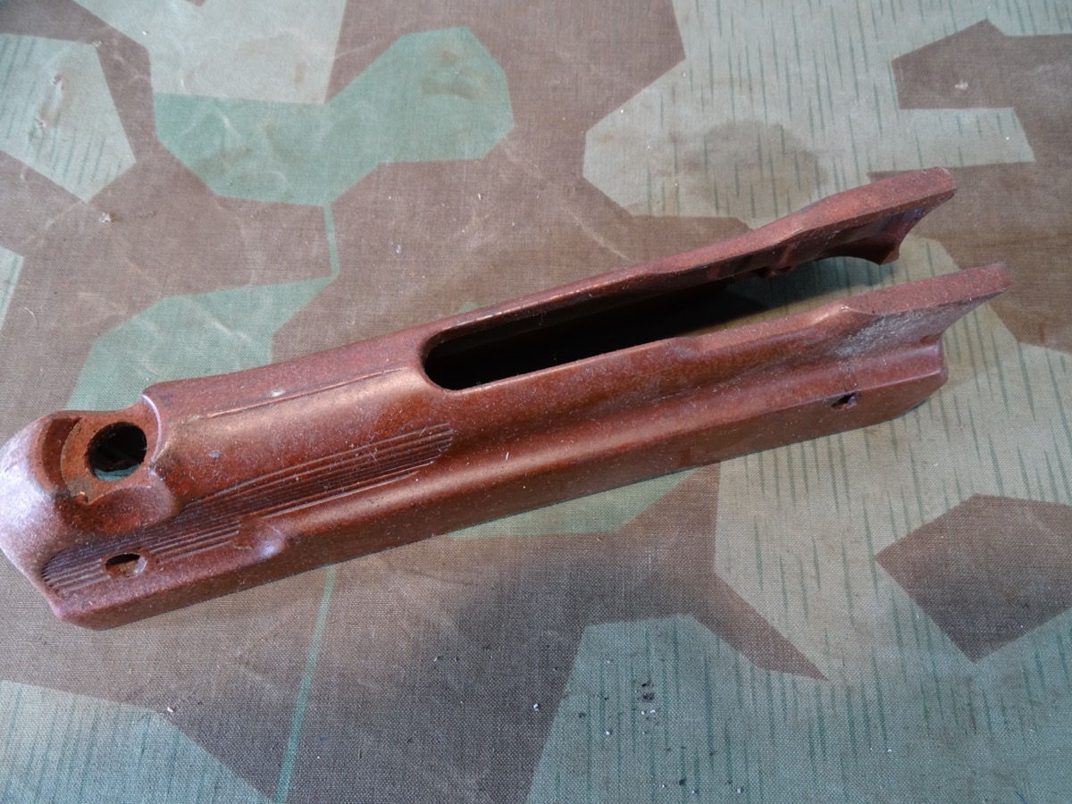 Replik: Unterschaft für eine MP 40, originalgetreuer Nachbau mit allen Stempeln