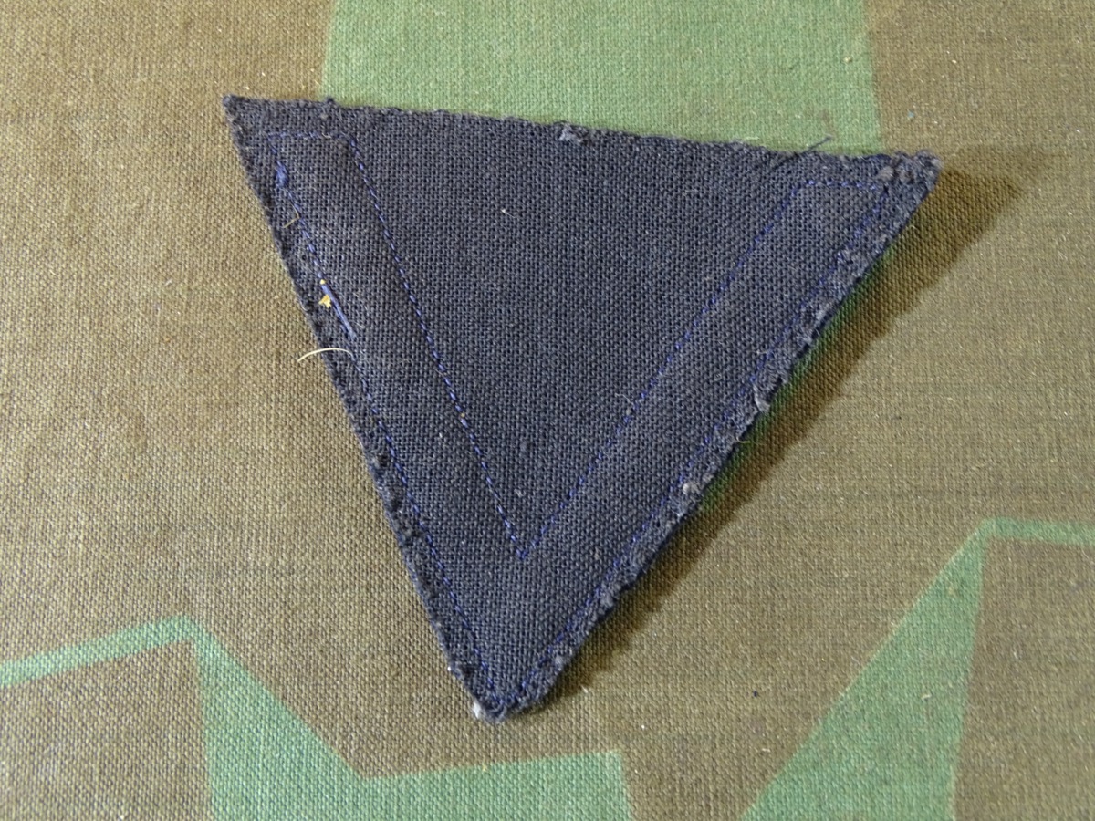 Kriegsmarine : Ärmelabzeichen Obergefreiter für die blaue Uniform, Scharnhorst