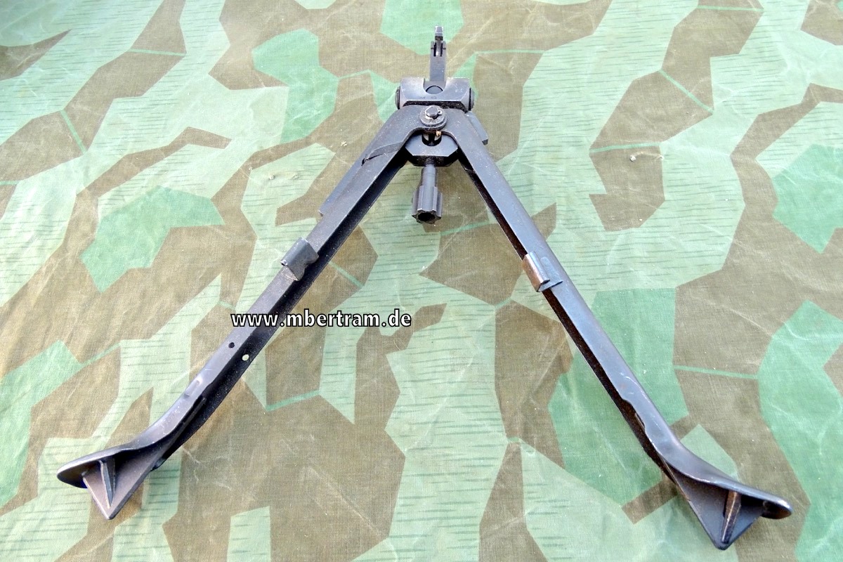 MG 42 Zweibein der Wehrmacht. Gebrauchtes Original, Hersteller :  Kur 1943