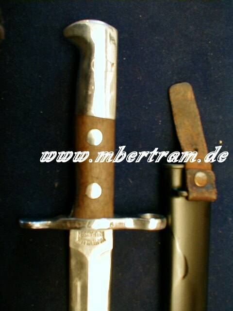 Schweiz K 31 Dolchbajonett, Waffenfabrik Neuhausen