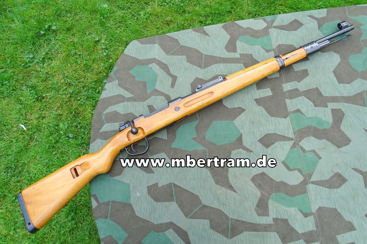 Belgischer Deko K 98, Wehrmachsmodell mit WaA um 1944/45, S /42, fast nrgl.