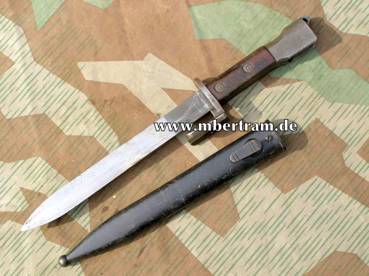 Belgien, Bajonett M 1953 für das FN FAL Sturmgewehr.