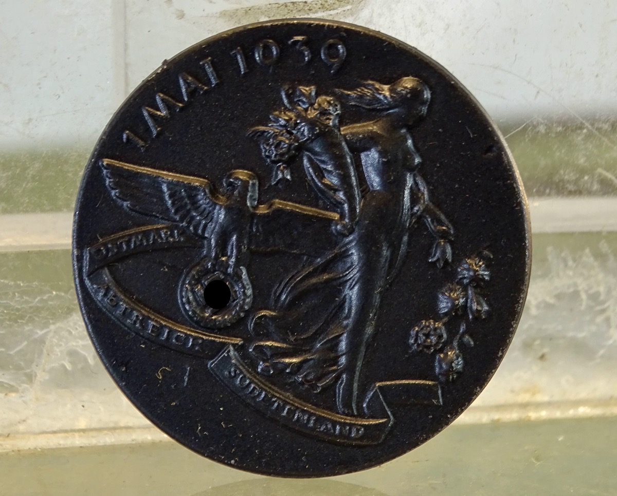 Treffabzeichen 1. Mai 1939, Alu, Hersteller  F.Ossenberg &Co, Dahle ( Kr. Altena)