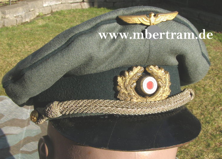 9506-1 Kriegsmarine feldgraue Schirmmütze für Offiziere um 1943