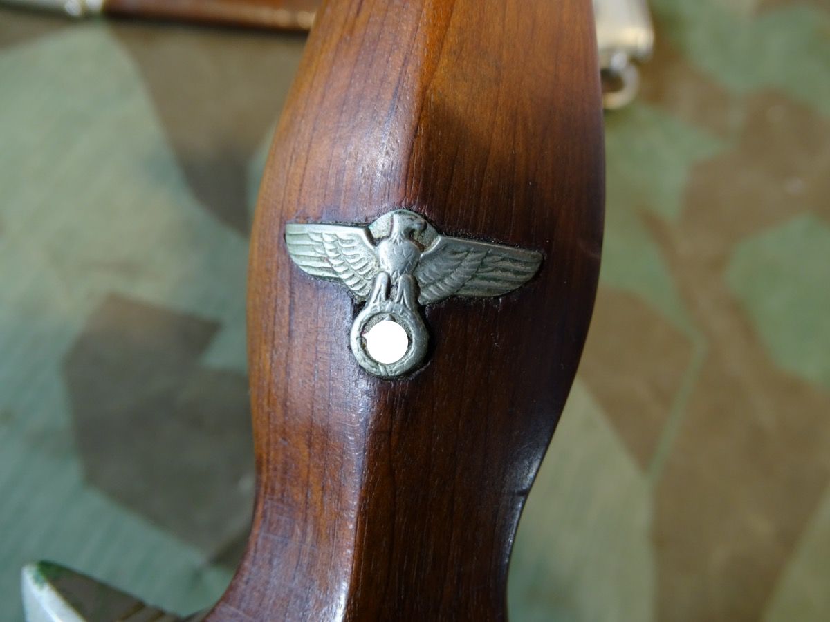SA Dienstdolch M 33, Hersteller RZM M 7 / 66 1940, Eickhorn mit Gehänge