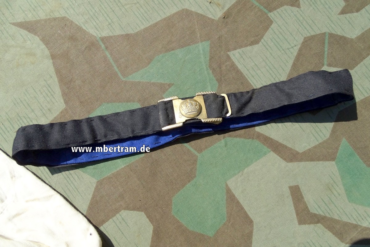 16422-6 Kinder Uniform, preussisches, blaues Uniformtuch, Preussische Uniformknöpfe.