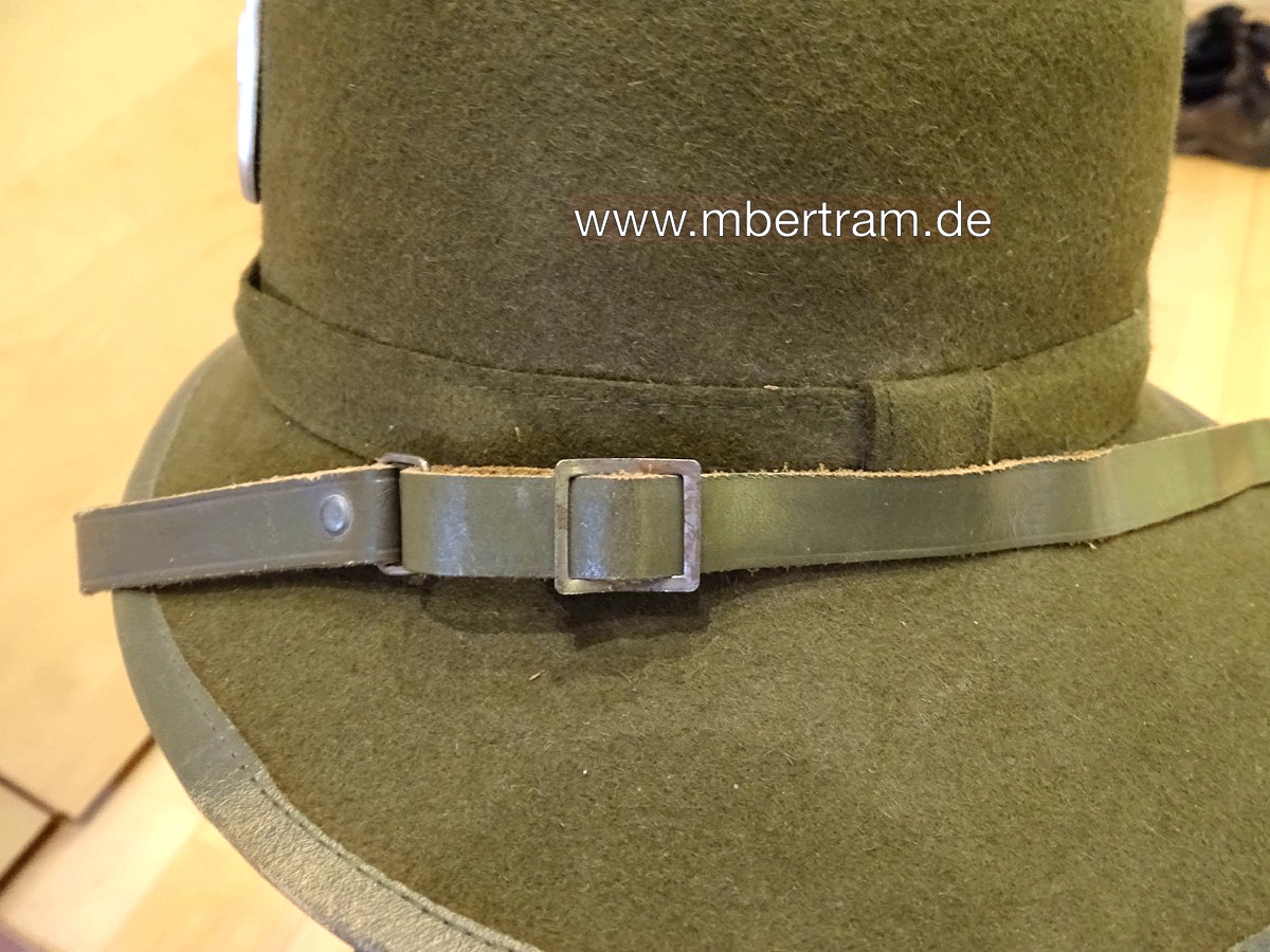 Tropenhelm Wehrmacht Heer " Afrika Korps " , Südfront, 2 Modell aus Filz, NEUWERTIG