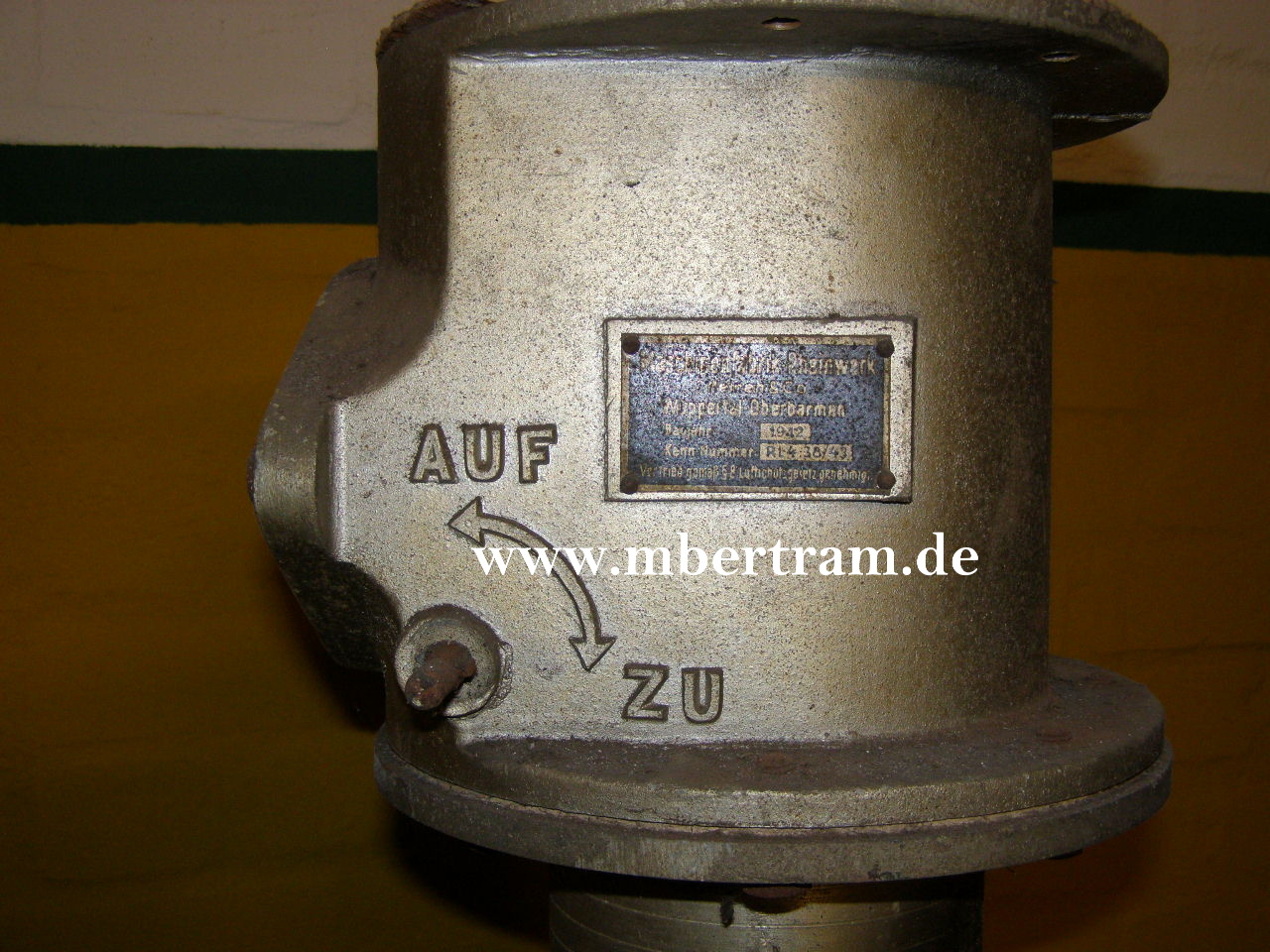 10511-31 Bunker Lüftungsanlage, 1942. 2 riesige Filter, Pumpe...