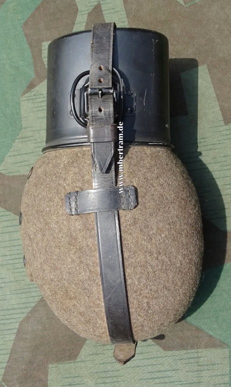 Frühe Feldflasche Wehrmacht: " SSL 38" , Nummerngleich