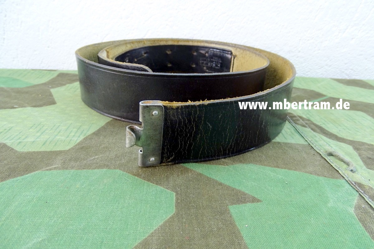 2. Weltkrieg, Koppelriemen für Parteiverbände, ( HJ/ SS...) schwarzes Leder 100cm