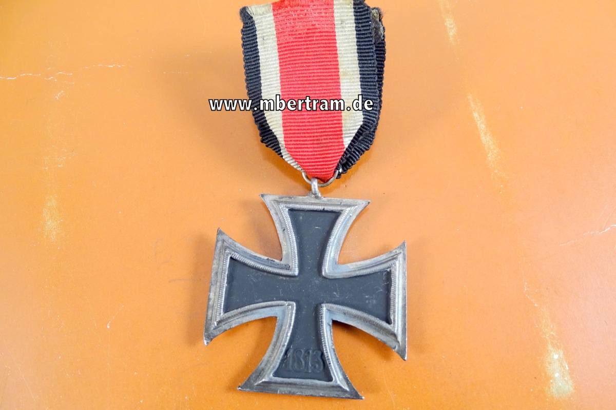 Replik: Eisernes Kreuz 2. Klasse 1939 mit Band