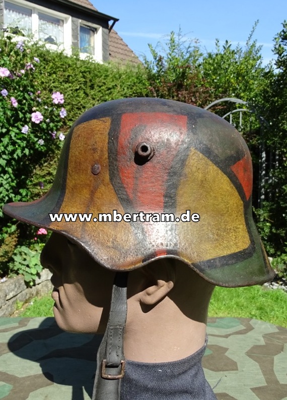 Kaiserlich deutscher 1. WK Stahlhem M18 mit Ohrenausschnitt "Kavallerie-Helm"