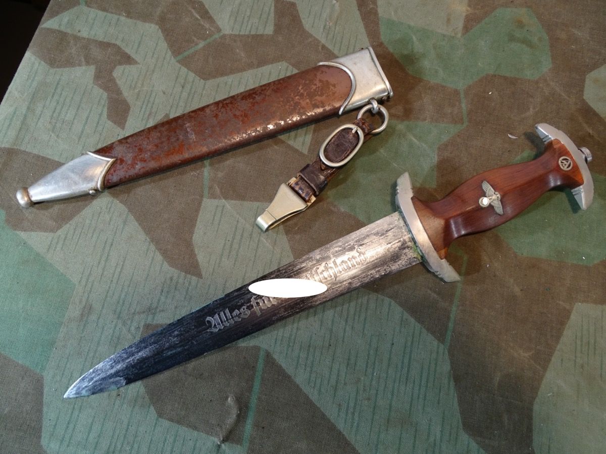 SA Dienstdolch M 33, Hersteller RZM M 7 / 66 1940, Eickhorn mit Gehänge