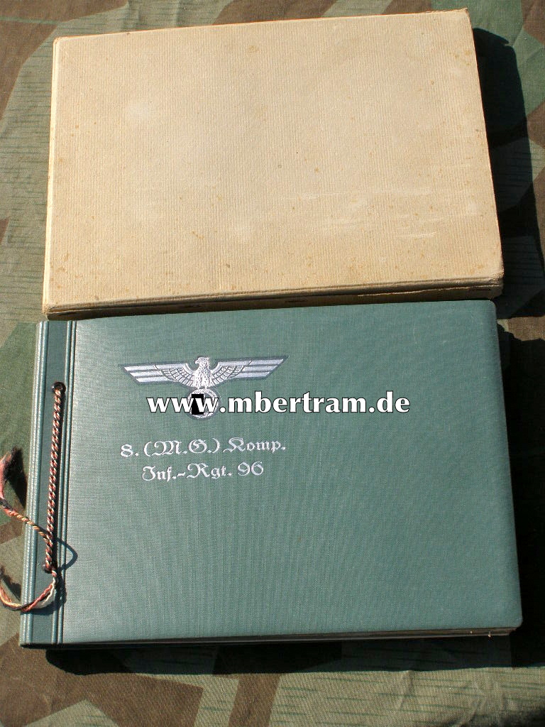 Dienstzeitalbum, Schuber: 8. (M.G.) Komp. Inf.Rgt. 96