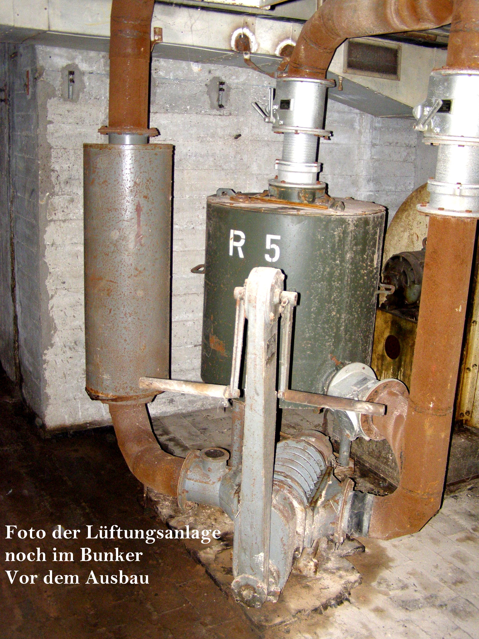 10511-49 Bunker Lüftungsanlage, 1942. 2 riesige Filter, Pumpe...