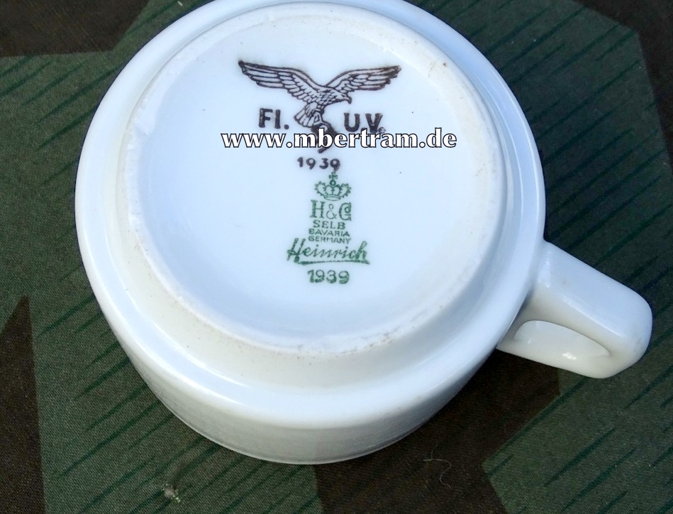 LW Kaffeetasse. Adler, FL.U.V. Heinrich Selb Bavaria 1939
